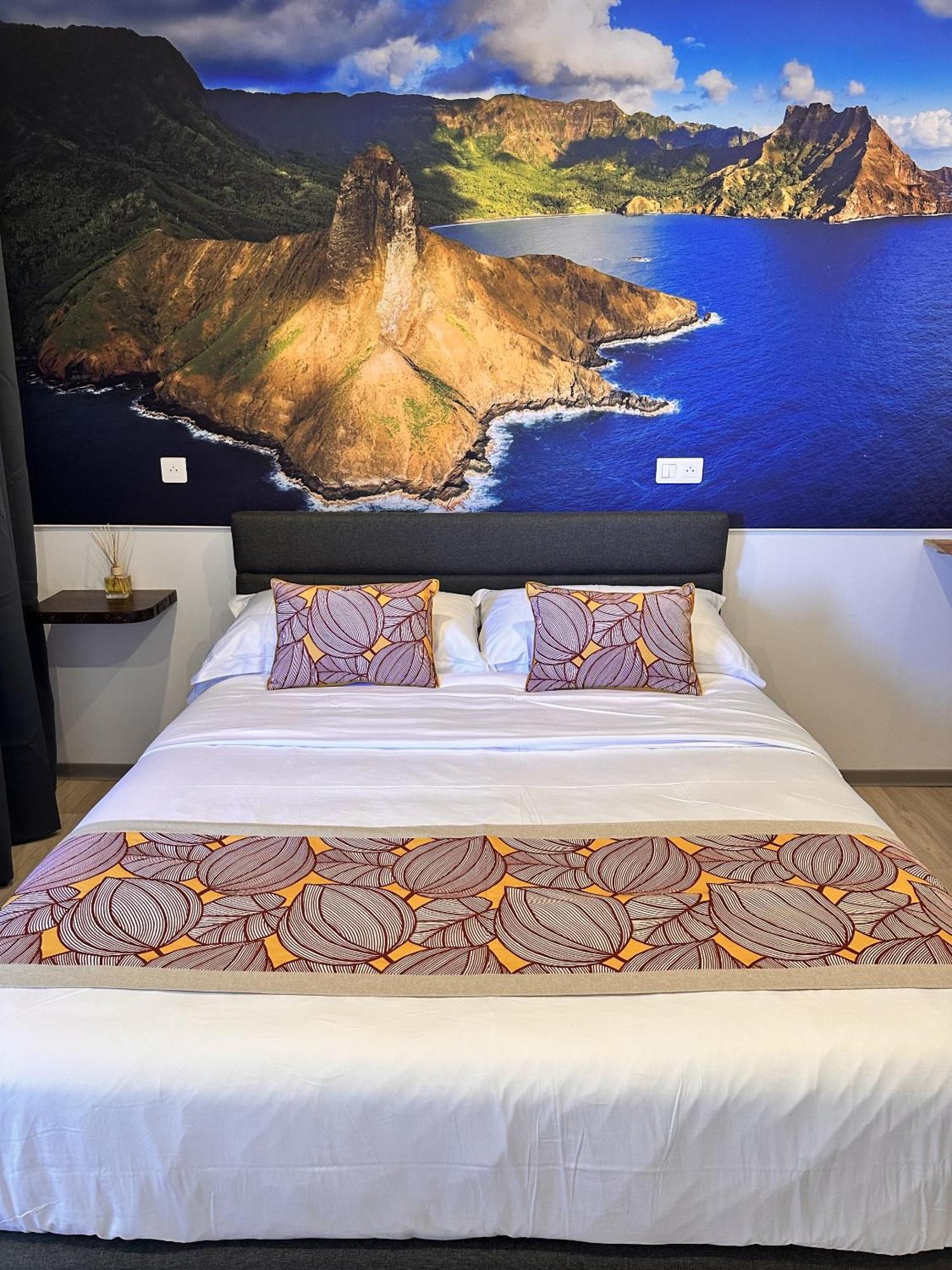 Ononui Lodge Airport, Ocean-View, Private Bathroom And Balcony, Free Wifi And Parking, On-Site Car Rental Faaa Екстер'єр фото